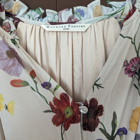 ESHAKTI - Wildflower floral midi dress with sleeves - Picture 2 of 4